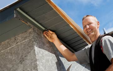 soffit installation Beyton Green